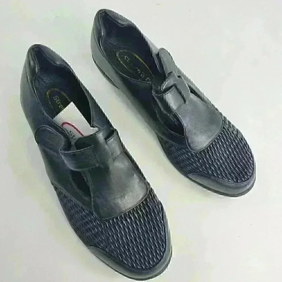 Stretch'n Form by Beacon Adjustable Strap Black Women Comfort Shoes Size 6W New - Picture 2 of 12